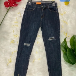 Quần jeans nữ màu xanh đậm