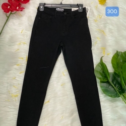 Quần jeans nữ màu đen 1 nút